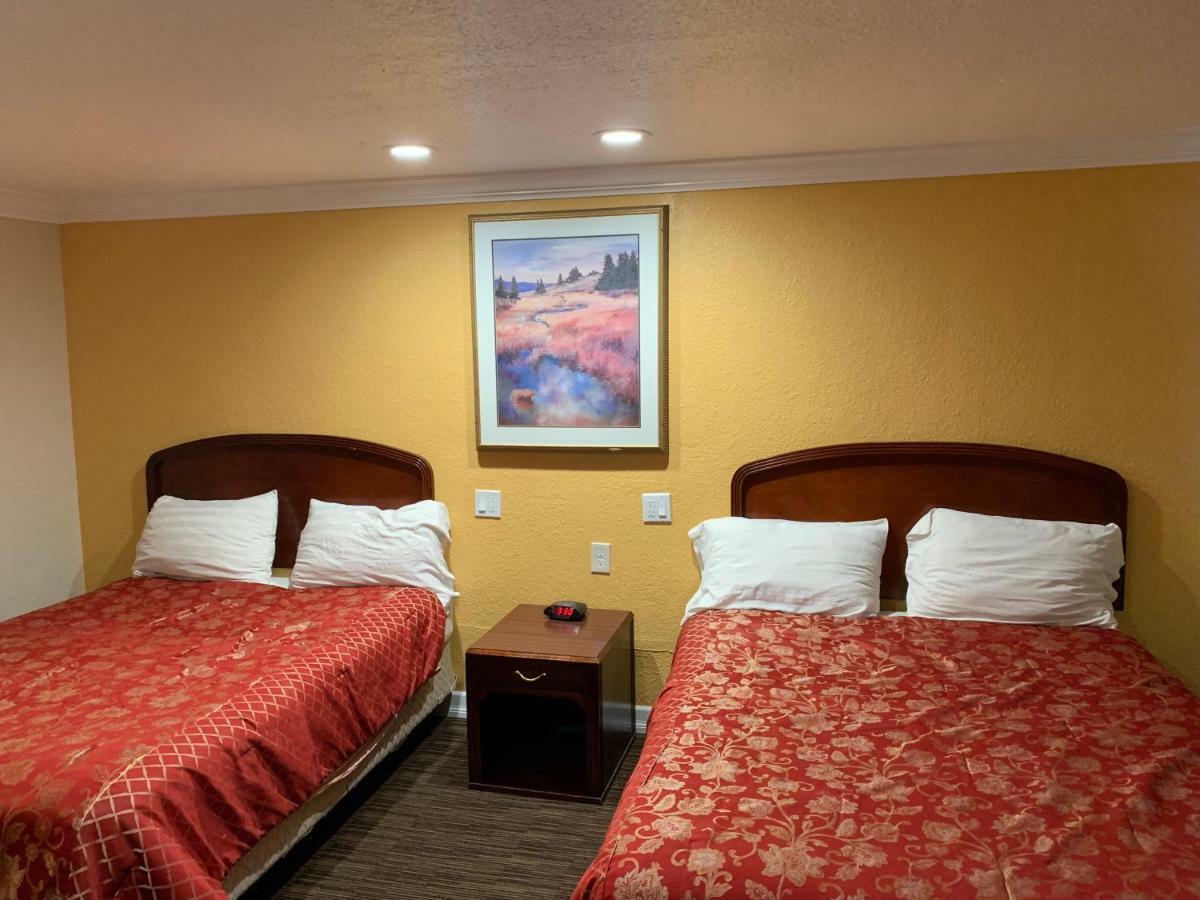 A-1 Budget Motel Klamath Falls Exterior photo